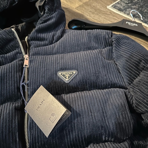 Men’s Prada Coat (S) French Blue Corduroy. - Picture 2 of 4